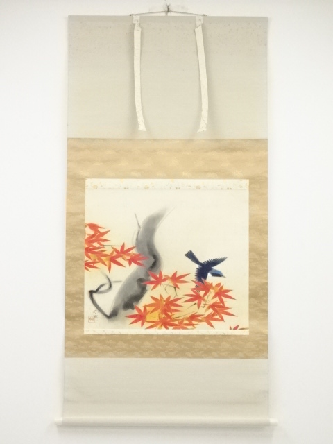JAPANESE HANGING SCROLL / HAND PAINTED / MAPLE & BIRD
